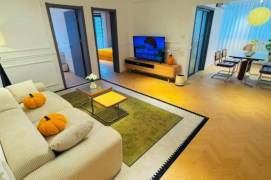 jiangsu rd elevator 3Br/big living room@L2/11