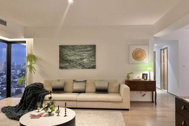 Well-designed 4Br w. Floor Heating Chevalier Place 