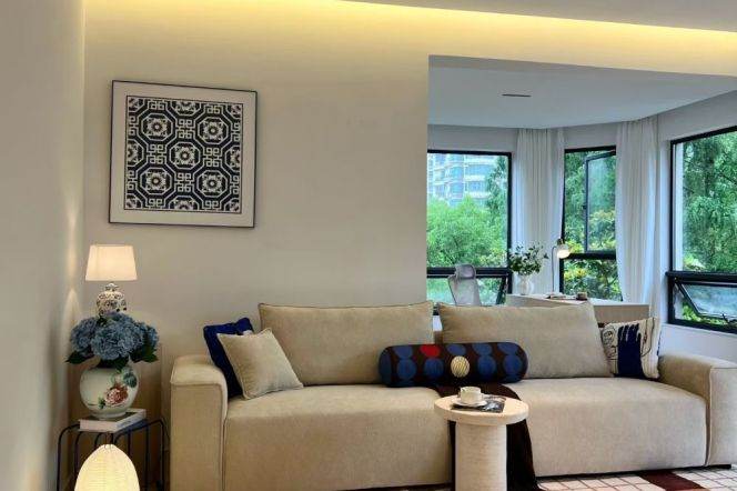 3 Brs, 2 Baths, Floor heating/Central ac/Dish washer, 160 sqm @ Shanghai West Railway station L11&15