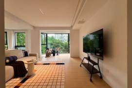 3 Brs, 2 Baths, Floor heating/Central ac/Dish washer, 160 sqm @ Shanghai West Railway station L11&15