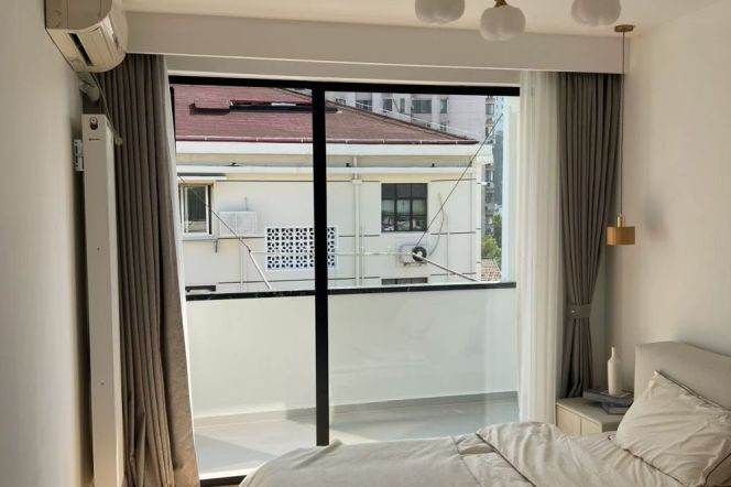  Jiashan Road -1bed - balcony- oven- popular location- IAPM 