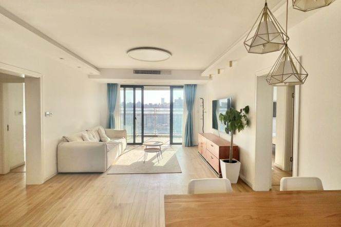 Good view&Bright, 3Br 2Ba 150Sqm, Chang ping rd., L7