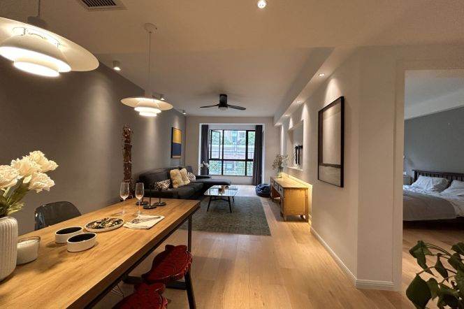 2+1Br | West Nanjing rd metro L2&12&13 | Wall heating | Clean compound
