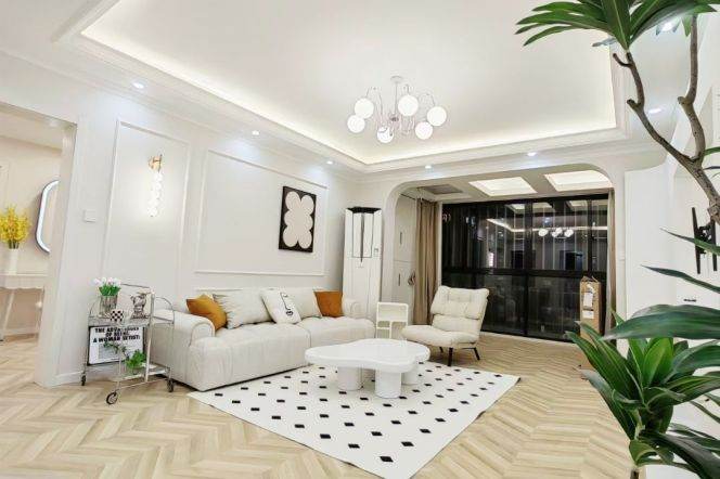 zhongtan rd elevator 2BR/2Baths/125sqm@L3/4