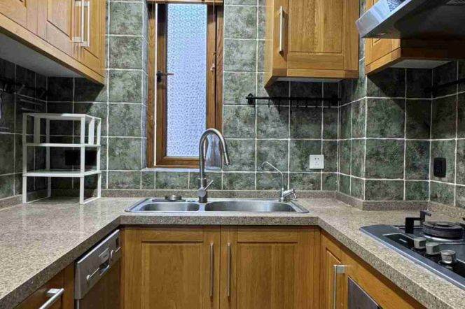Spacious&Modern 1Bdr 2Baths Apt+L10/11 Jiao tong University+Large Terrace+Stunning View