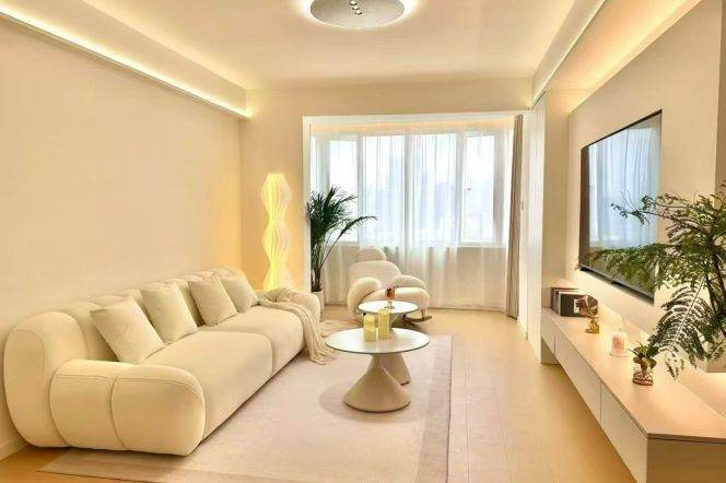 Jing’an temple spacious & charming 1br with 13k