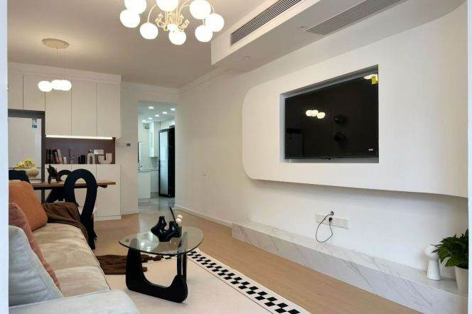  renovated apartment- central ac-Oven - bright -line 2/11 Jiangsu Road 