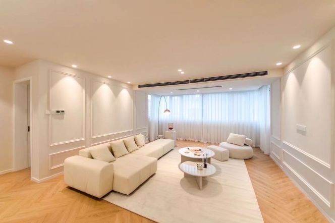 3 Brs, 2 Baths, Floor heating/Oven/Dish washer, 170 sqm @ Dong’an metro L4&7