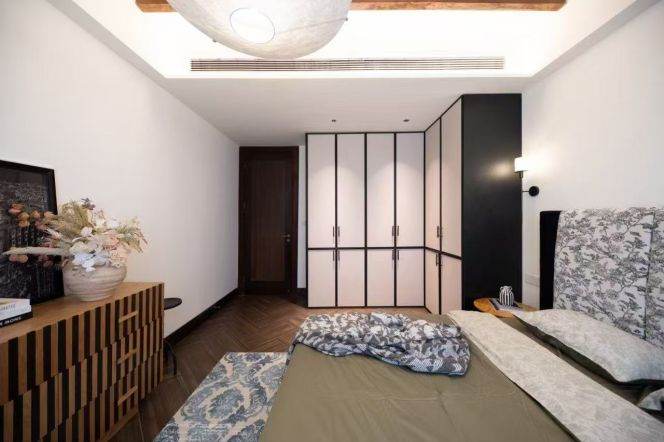 South Shanxi rd 3BR 2BATH house with terrace