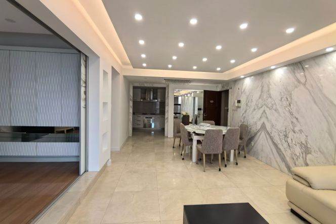Modern decoration 3brs with balcony and floor heating  belong to central Xujiahui 