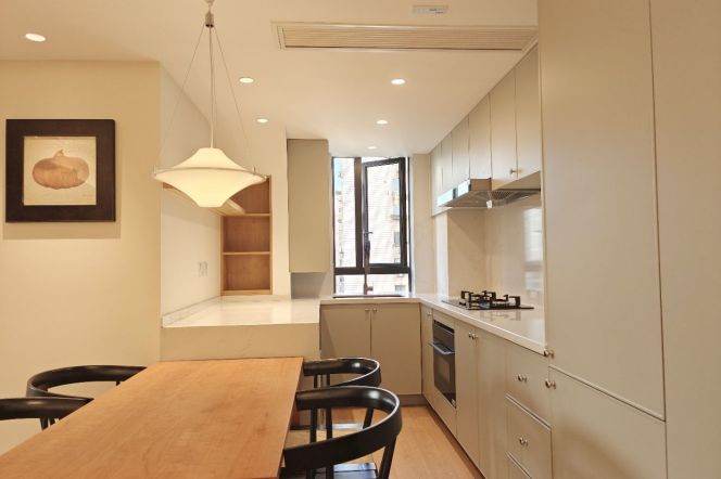 Modern decoration 2brs with floor heating  belong to Jing an temple area 