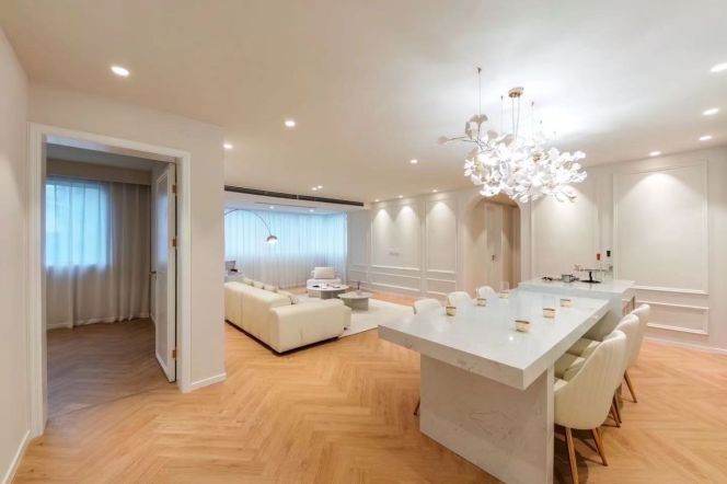 3 Brs, 2 Baths, Floor heating/Oven/Dish washer, 170 sqm @ Dong’an metro L4&7