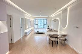 3 Brs, 2 Baths, Floor heating/Central ac/Oven, 150 sqm @ Changshou metro L7&13