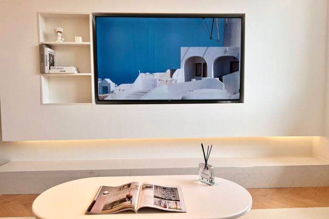 1 Big Br, 1 Living room, Central ac/Oven, 80 sqm @ Xujiahui station L1,9&11