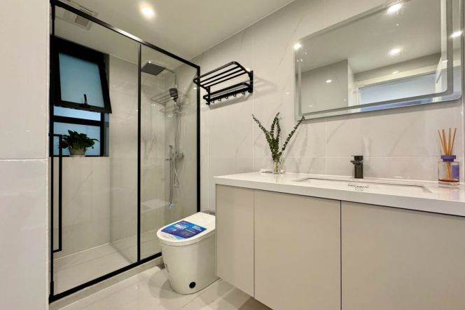 jiangsu rd elevator 1BR/big living room@L2/11/14