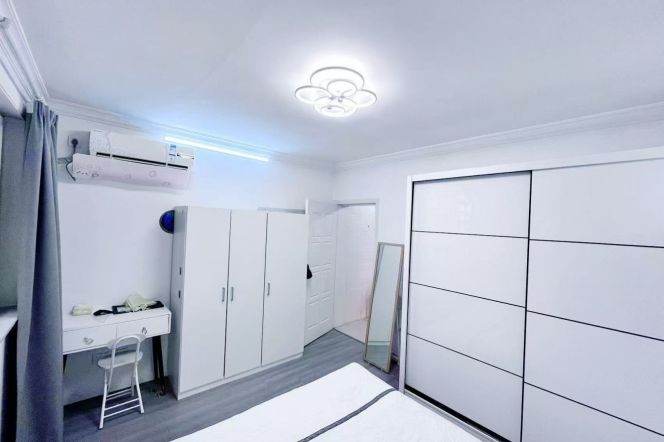 Cozy 1br @jiangsu rd sta 4.5k