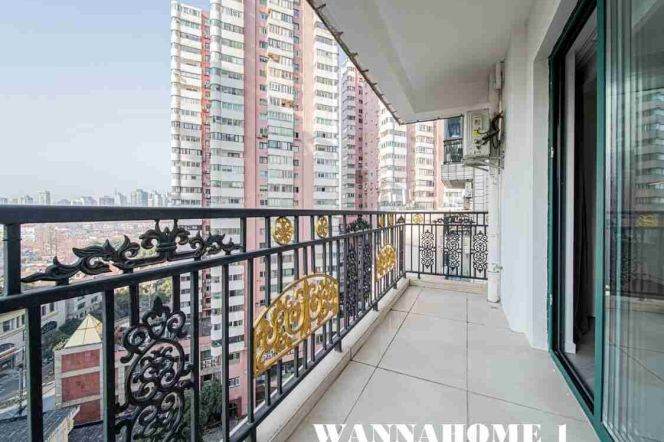Spacious&Bright&Modern 3Bdrs 2Baths+Open Balcony+L2/11 Jiang Su Rd+Stunning View