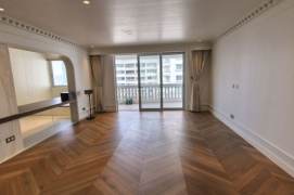 Modern decoration 3brs with floor heating and balcony nearby  IAPM shopping mall