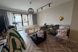 Modern decoration 2brs with balocny and floor heating belonged to Xintiandi area