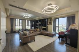 Nanjing West Road Metro Station, 200 sqm, large 4-bedroom with underfloor heating