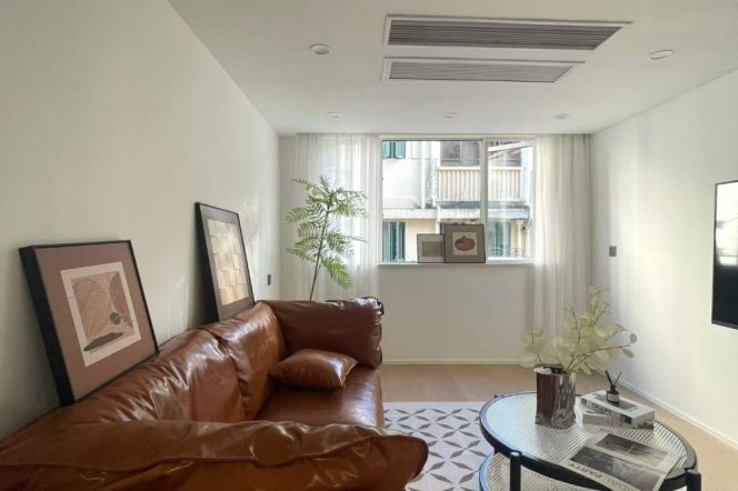 Jing'an temple/spacious 1br 2lr/double south/central AC/60 sqm,@L14/2/7