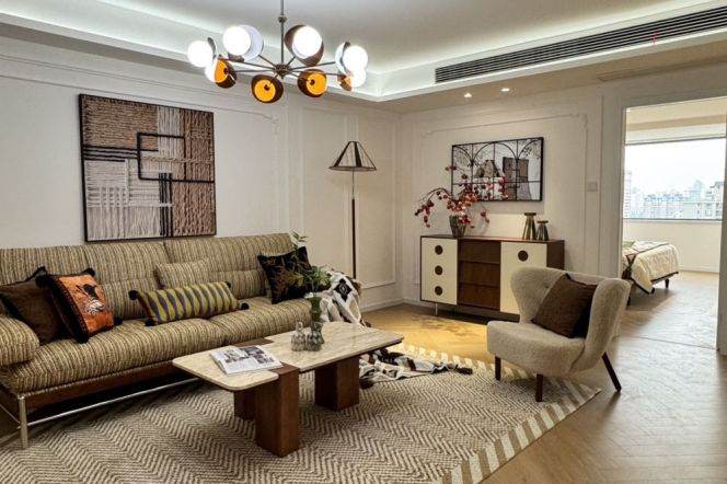 Sunny& Spacious 2BR + elevator | Zhongshan Park Metro L2/3/4 | 16F Good view