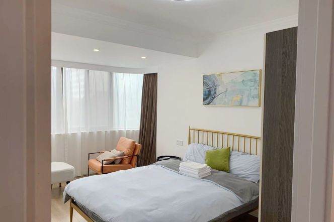 Valuable Wulumuqi/Huashan Rd highrise 100sqm 2BR 12.8K 