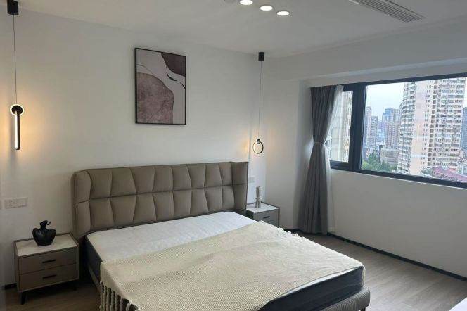 Changping station spacious & nice 2br with 15.5k