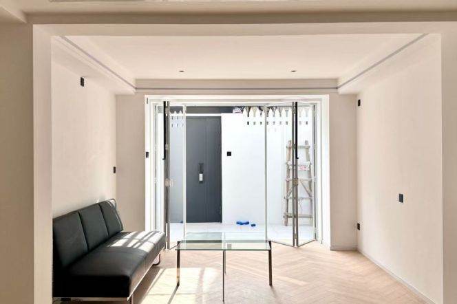 Iapm, Whole building, 4Br 3Ba 1Yard+1Terrace 200Sqm, South shaan xi rd., L1/9/10/12