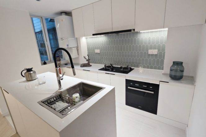 High-rise River View 2br Flat