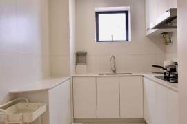 Short Term Master bedroom with own bathroom 6.5K nice modern decoration Jing'an M2/12/13 