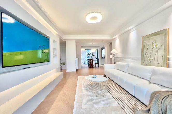 2 Brs, 2 Baths, Open Balcony/Central ac/Wall heating, 120 sqm @ Shanghai west railway station L11&15
