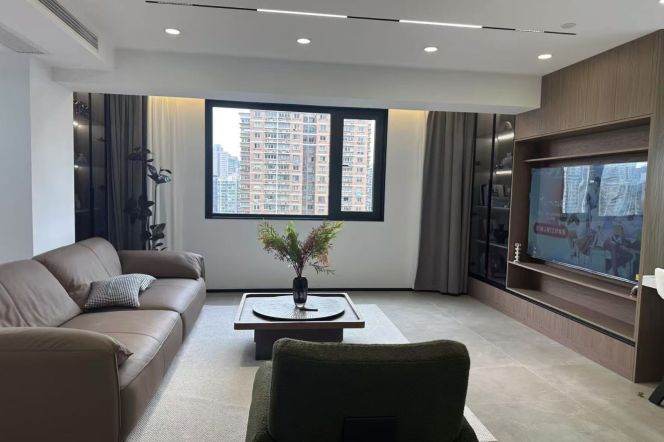 Changping station spacious & nice 2br with 15.5k