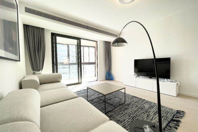modern big 2brs balcony floor heating  nice view beside Su zhou river close to line 2,12,13 