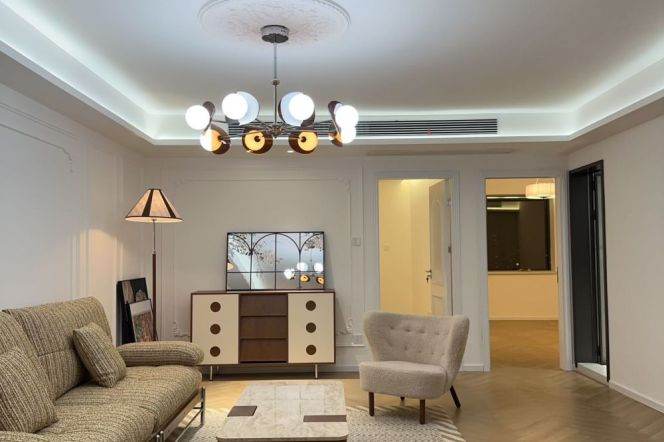 15.5k Brand new Nice 2Br Nr West Yan'an Rd.line3/4