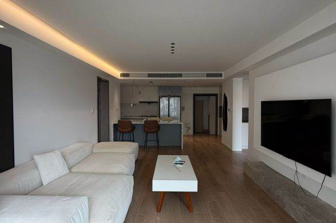 2 Brs, 2 Baths, Floor heating/Central ac/Oven/Dish washer, 120 sqm @ Jiashan metro L9&12