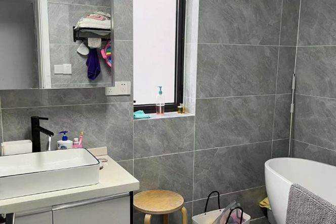 modern 2brs floor heating modern furniture near Wu kang road 18K