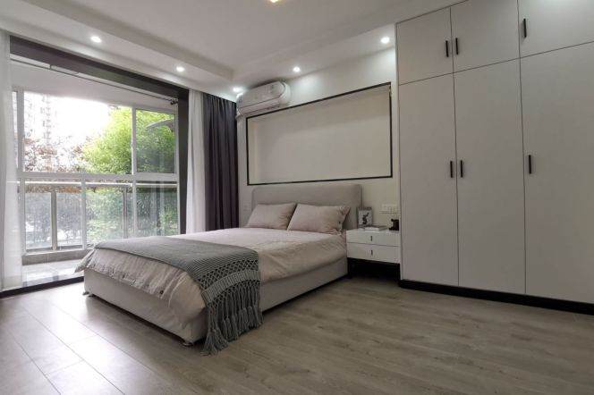 hongqiao rd station two bedrooms