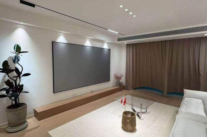 140sqm Renovated 3Beds 2Bts Close to River@Zhongshan Park