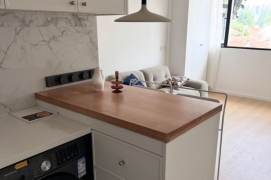 popular location- IAPM - renovated - floor heating- balcony- bright 