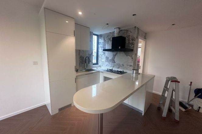 jiaotong university station one bedroom