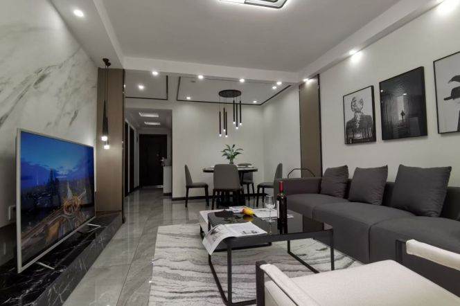 2-bedroom apartment, Kaixuan Road, 5-min walk to Line 3/4/10 Hongqiao Road Station