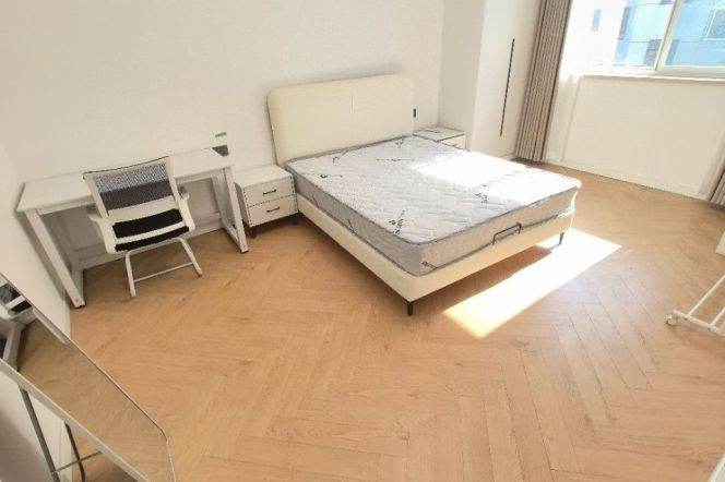 Shuicheng rd/spacious 2br 1lr/central AC/bright room/double south,@L10