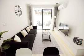 jiangsu rd station one bedroom