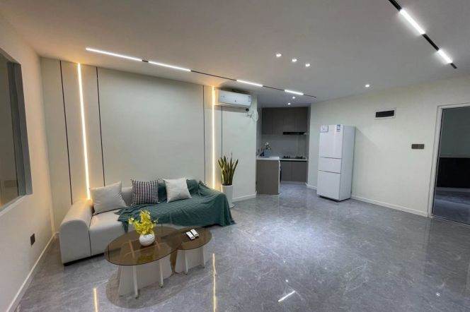   Spacious-Fashion-lift-1Br-Nr Huadong Jiaotong uni-Caoyang rd/Putuo area/L3/4/11/13/14