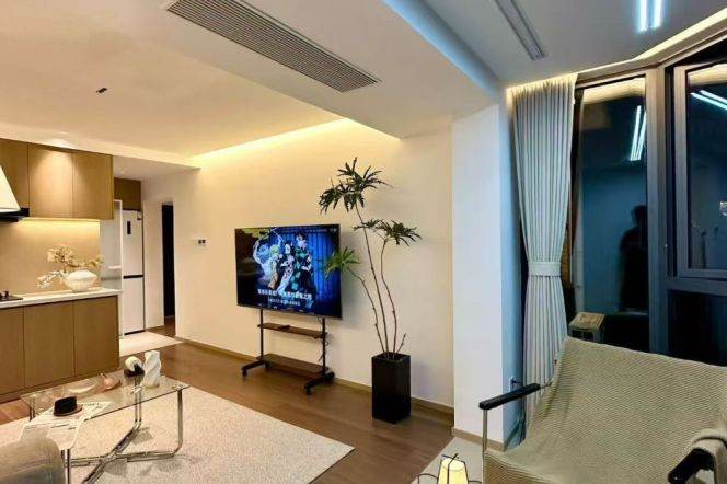 Changshou rd elevator 1BR apartment