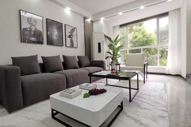 Nice compound 2BR 2BA near Hongqiao rd station 