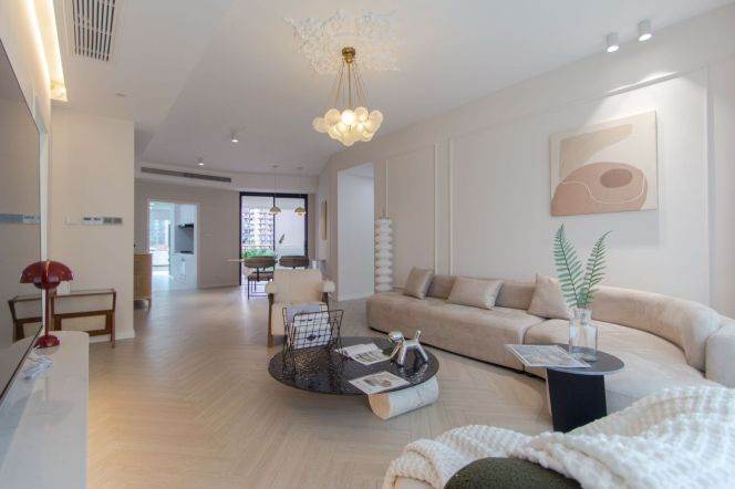 Spacious Luxury 3-Bedroom Apartment in Dapuqiao Core Area | High-End Rental