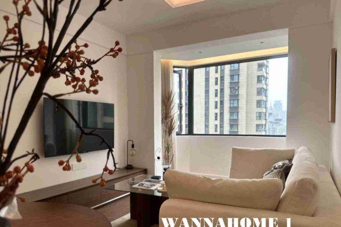 Spacious&Bright 1Bdr 1Bath Apt+Stunning View+L13 Jiang Ning Rd+Shang Hai Railway Metro
