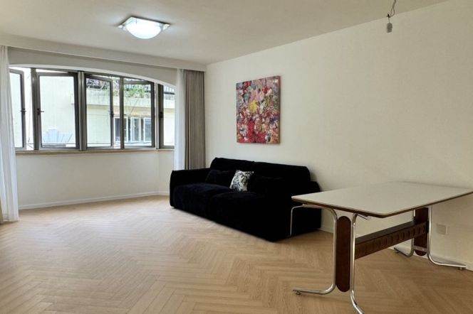 Spacious 1Br +floor heating | Jing'an Temple & Jiangsu rd Metro L2&7&11 | Newly renovated